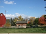 Loghouse_rearview_fall_colors