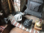 Foot warmer, cast iron kettle